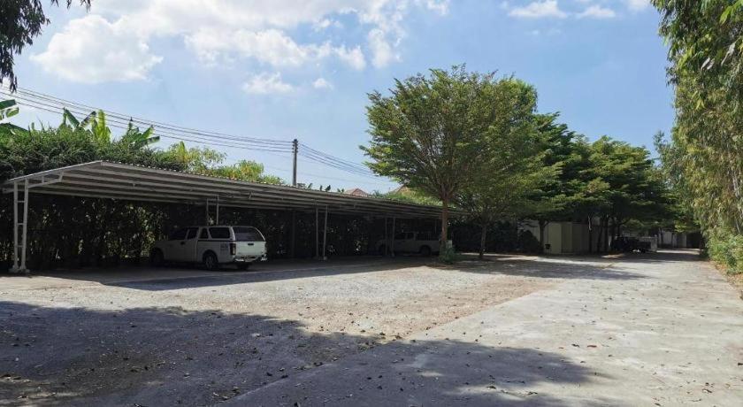 迪杰酒店 是拉差 外观 照片